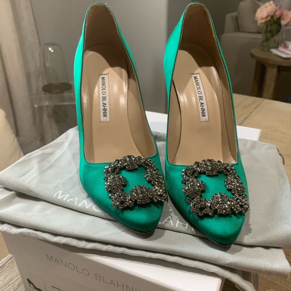 Manolo Blahnik Green Hangisi heels 👠